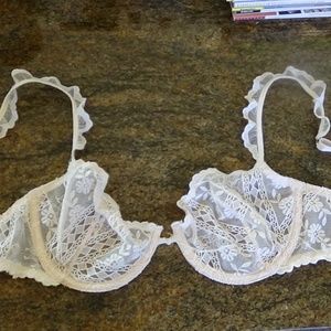 Victoria’s Secret bra coconut lace